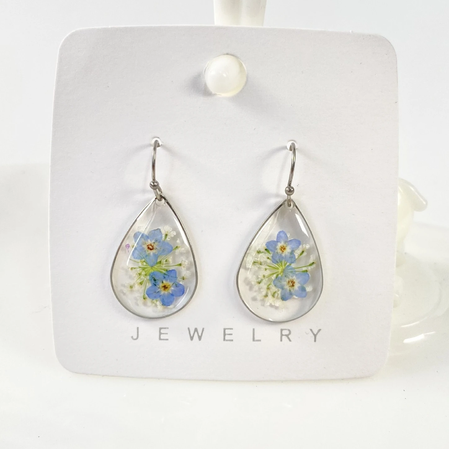

Petite Blue Forget Me Not Flower Earrings Fashion Exquisite Romantic Handmade Resin Real Flower Drop Earring Woman Jewelry