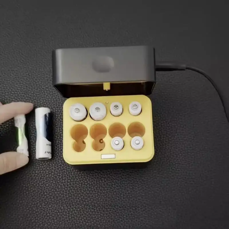 

1 Set Fast Charging With Auto-Shutoff Storage Organizer Universal 8-Slot Smart AA AAA Battery Charger Case