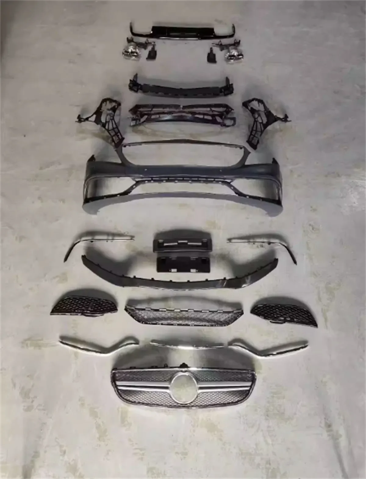 

Car Front Bumper surround Body kit for Mercedes-Benz CLS 12-17 modified 63 Tail throat rear lip