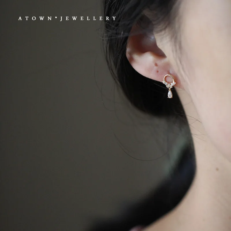 VOQ Silver Color Korean Version Simple Flower Earrings Women Pave Zircon Cute Girls Jewelry Gifts