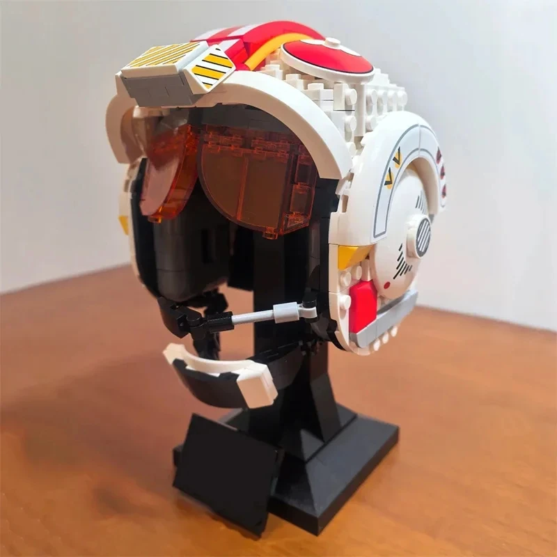 Todo lo que debes saber sobre el modelo de casco rojo cinco de Luke Skywalker