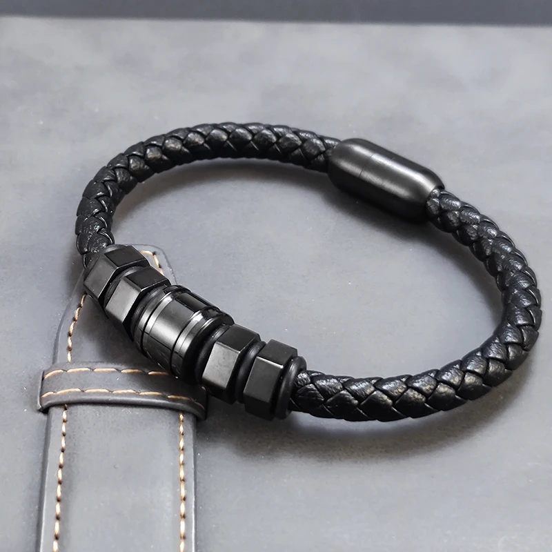 Luxury Simplicity Stainless Steel Hexagonal Shape Men\'s Leather Woven Bracelet Punk Style Men\'s Jewelry Gift Bracelet Homme