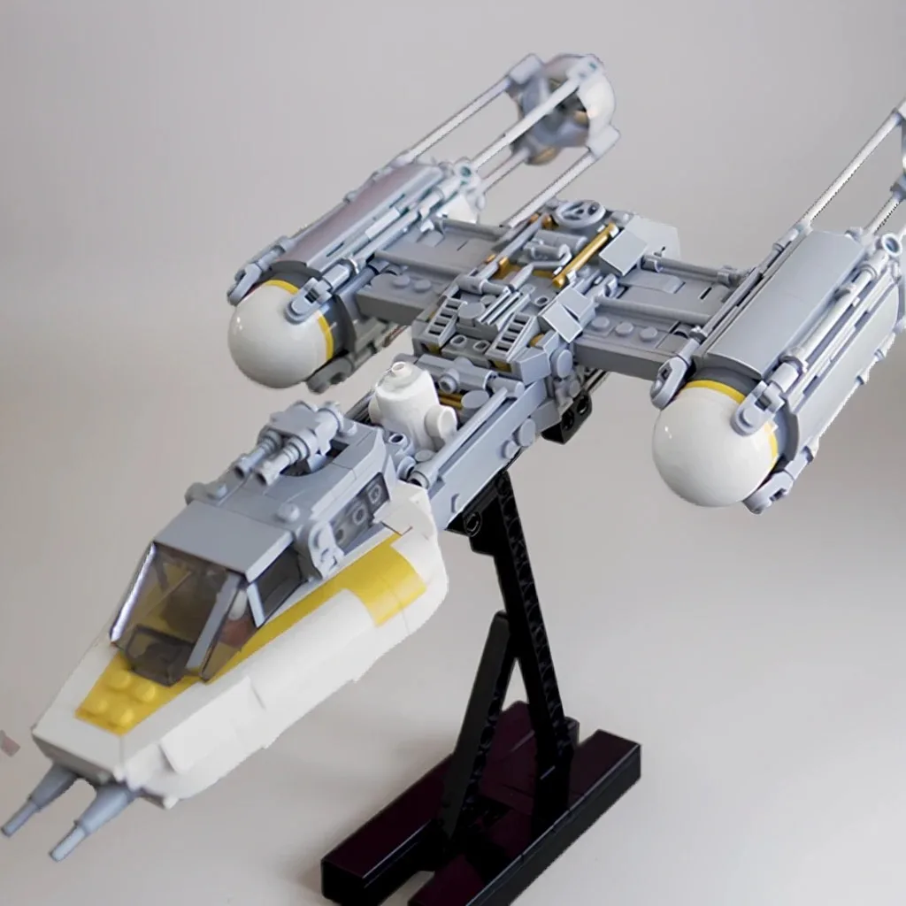 

NEW 781PCS MOC Space Battle Y Wing Rebel Fighter Model Custom Brickss Architecture DIY Assembly Display Home Decor Gift Building