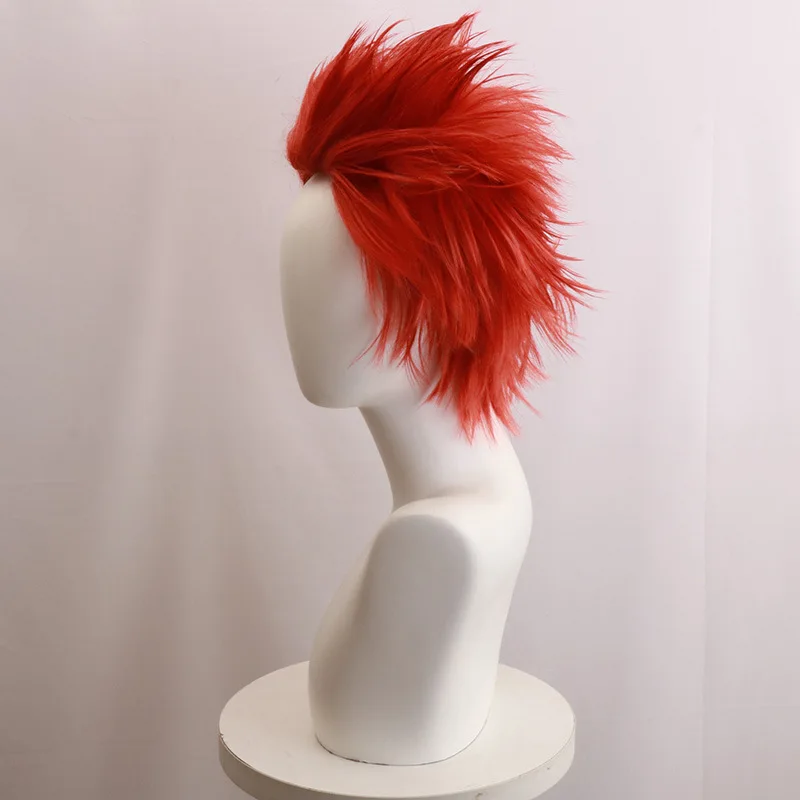 دانغانرونا 2: شعر مستعار كيوكو كيريجيري التأثيري لزي شخصيات الرسوم المتحركة