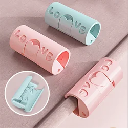 Bedsheet Clips One Key To Unlock Heart Quilt Holder with Quick Mattress Lifter Ergonomic Mattress Wedge Elevator Make Bed Tidy