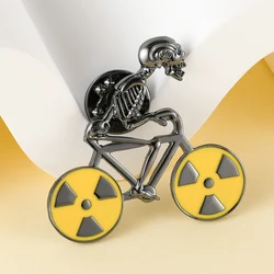 Catuni Radiology Skull Enamel Pins Radiation Brooch Funny Medico Lapel Lanyard Bag Coat Accessories Gift for Doctors Student