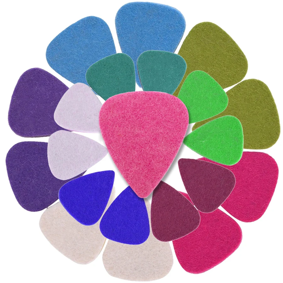 12pcs Color Felt Picks 3.5mm Thickness Durable Heart Shaped Picks for Guitar Ukulele Bass Musical String Instrument Accessories