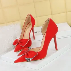 Plus Size Women Sweet 11cm Thin High Heels Party Luxury Pumps Lady Rhinestone Bowknot Red Orange Side Hollow Heels Prom Shoes