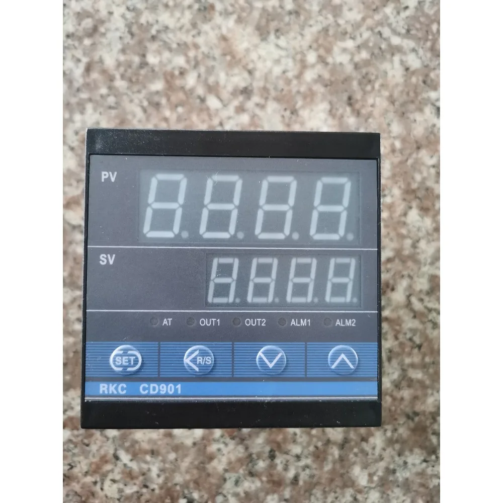 New intelligent PID temperature control instrument CD901FK02-MM * AN-NN (96 × 96mm) upper and lower limit constant temperature