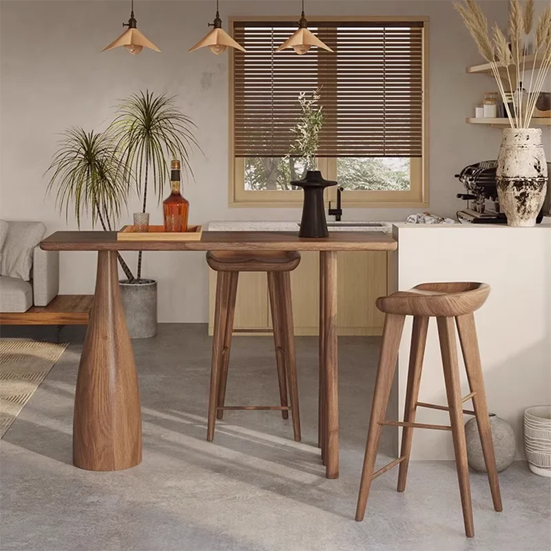 Рисунок 4 - Минималистичные квадратные Роскошные барные столы