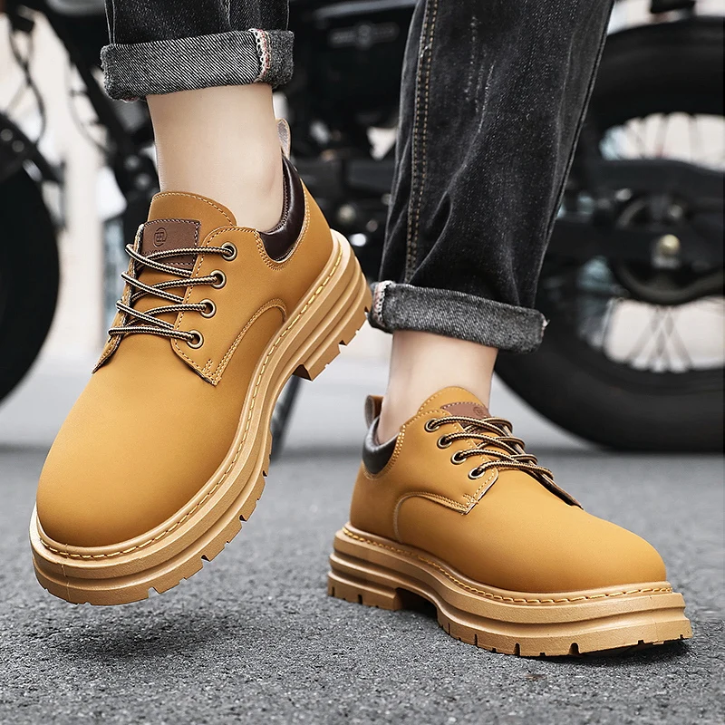 Sapatos de couro de motocicleta masculino, Botas de trabalho, Top baixo, Liso, Roupa de homem, Casual, Retro, Versátil, Sapato de caminhada, 2023