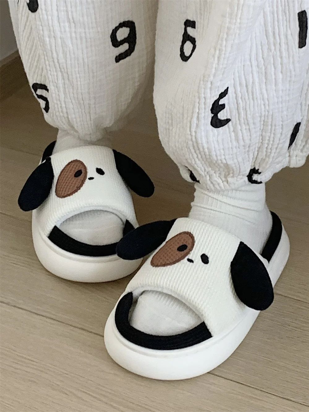 Cartoon Dog Thick Sole Linen Slippers Couples Home Four Seasons Anti Slip Cotton Linen Slippers Women Spring Summer Slipper