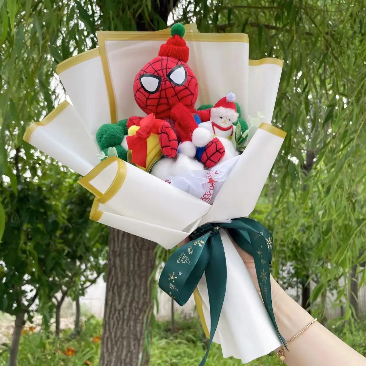 Super Hero Spider-Man Hulk Superman Captain America Plush Dolls Handmade bouquets for Boys Graduation Christmas Birthday Gifts