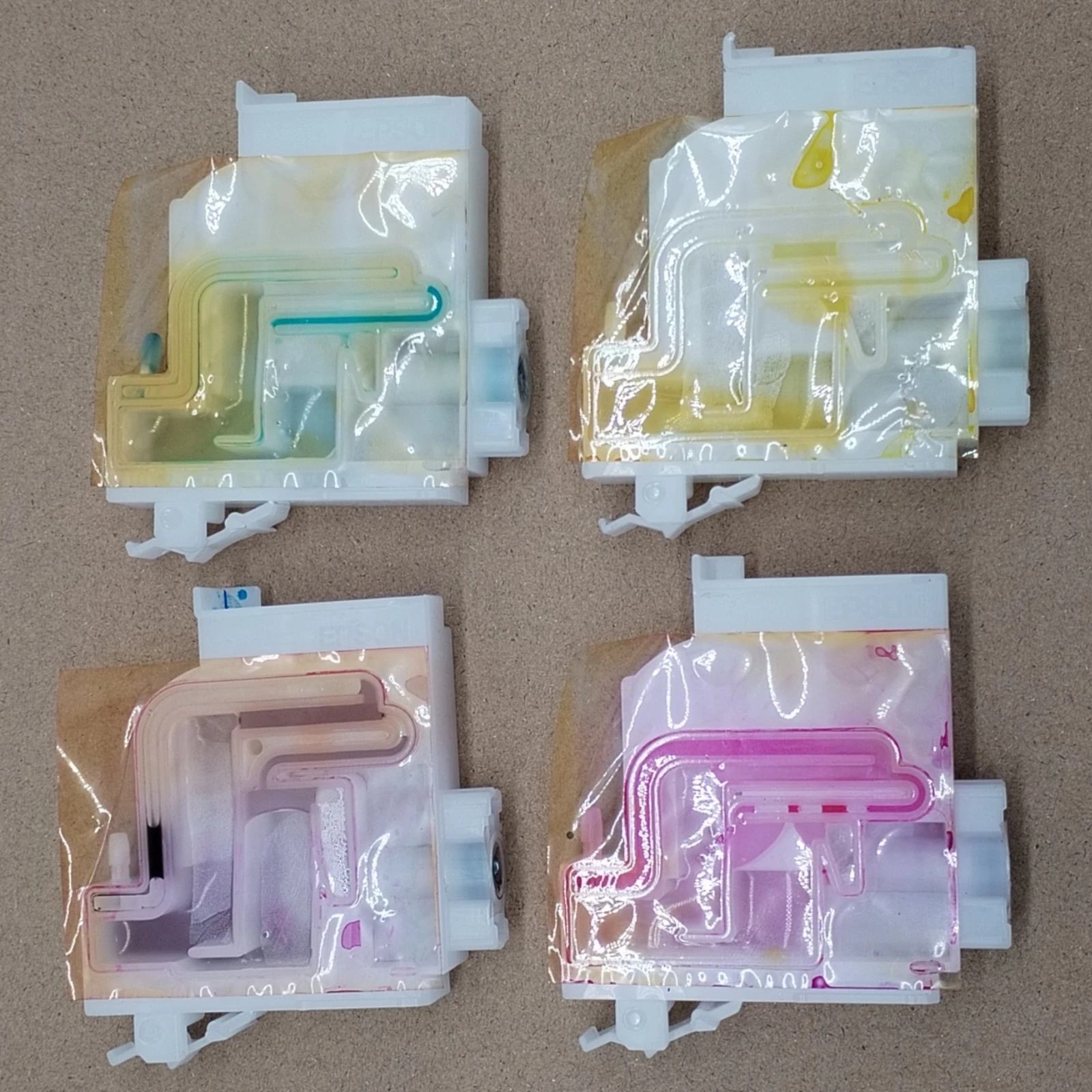 

4pcs Ink Dampe 3*2mm Fits For EPSON ET2860 ET2800 ET4800 ET2875 ET2870 ET2821 ET2951 ET2980 ET2814 ET2825 ET2864 ET2980U ET2826