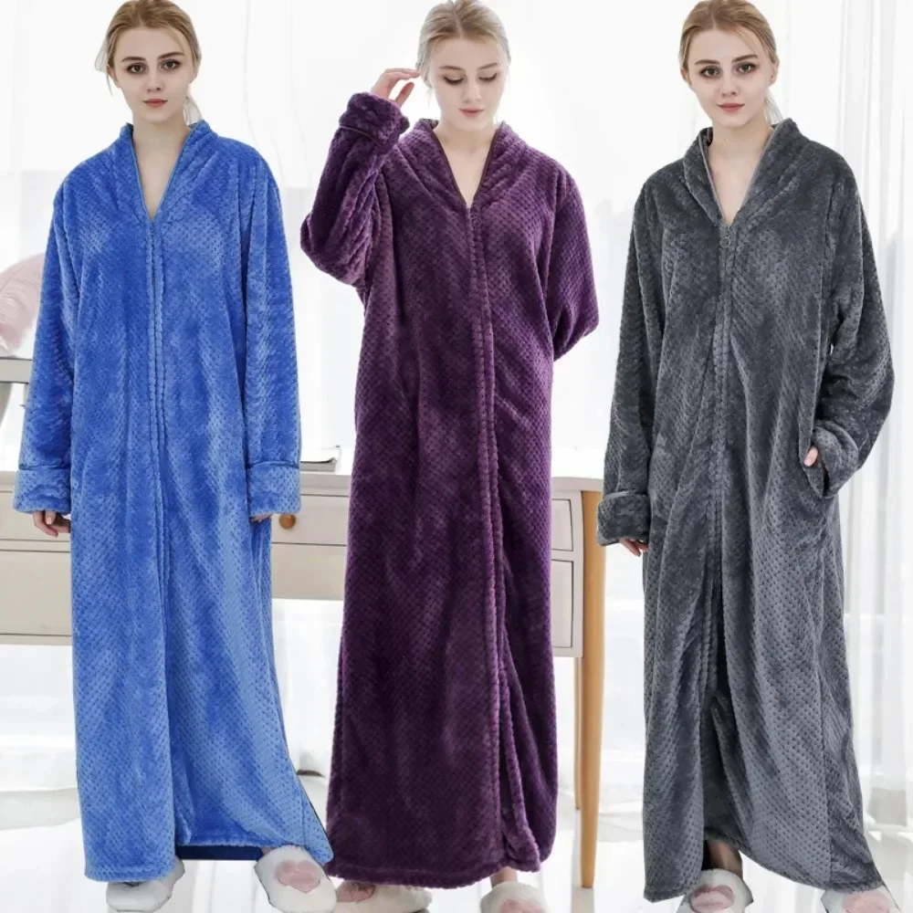 The New Bathrobe Facecloth Robe Couple Thickened and Lengthened Nightgown Men and Women Fat Pajamas Penguin