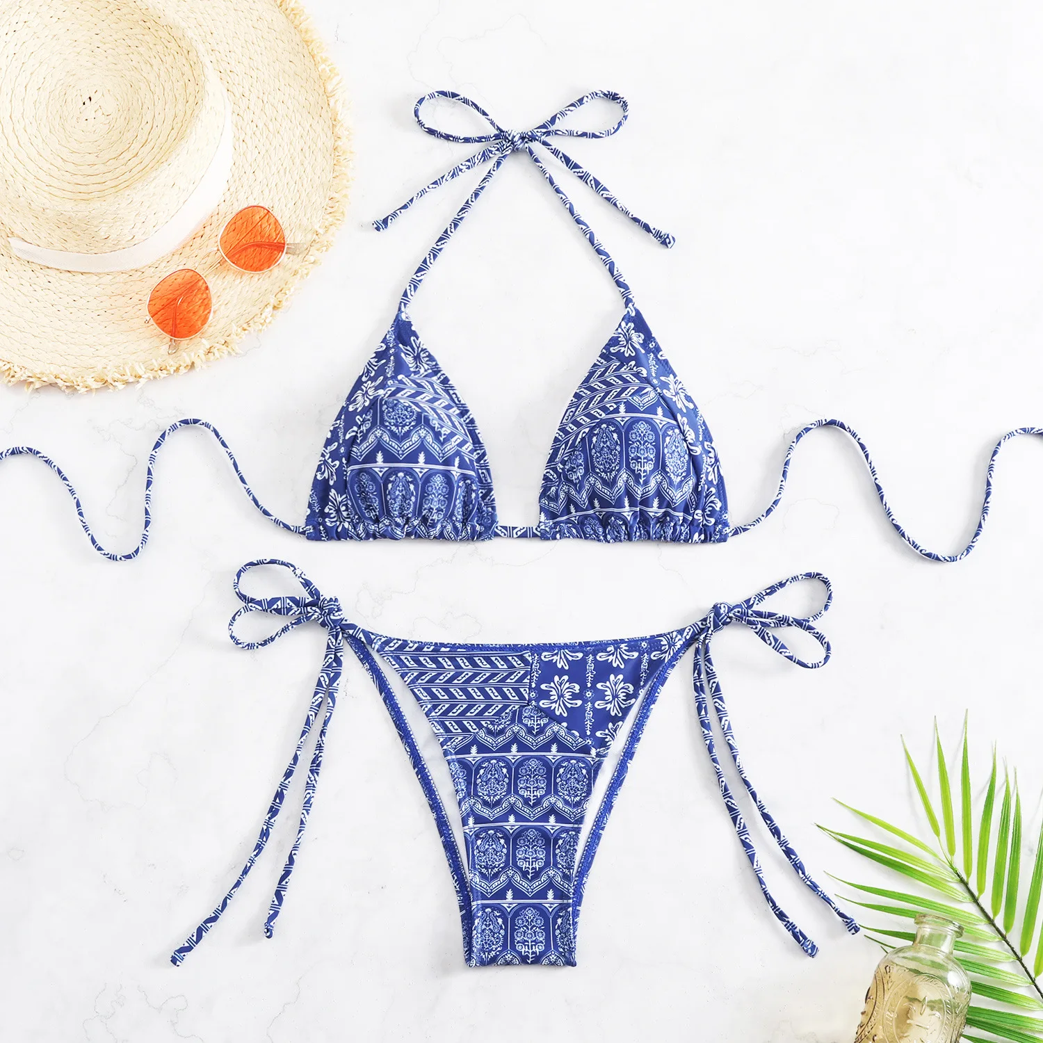 

2025 Новый сексуальный купальник с цветочным принтом на бретельках и открытой спиной, купальник из двух частей с низкой талией, плотная пляжная одежда, женский мини-стринги для бассейна, купальный костюм