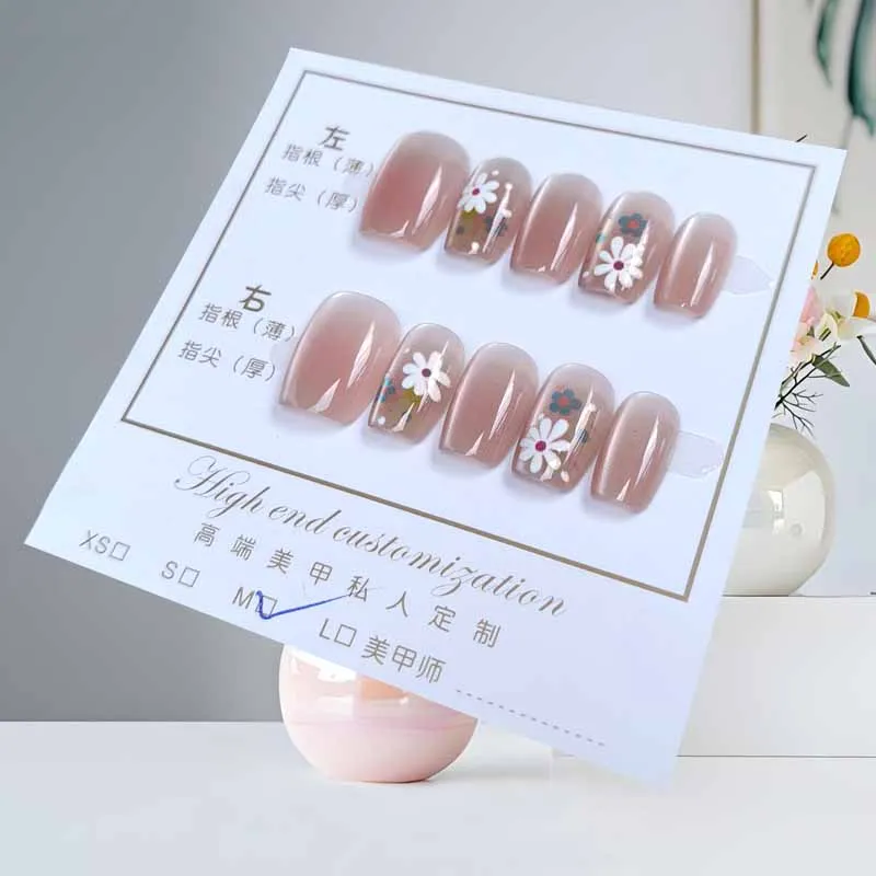 10 pièces dames mignon petite marguerite et tulipe fleurs presse sur ongles autocollants pour ongles Patch pour ongles faux ongles faux ongles portable manucure