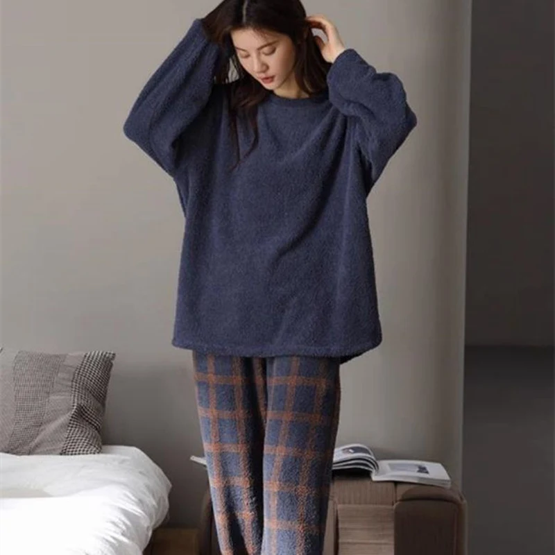 

2025 New Winter Long Sleeve Thick Warm Flannel Pajama Sets For Women Korean Loose Coral Velvet Sleepwear Pyjama Homewear Clothes