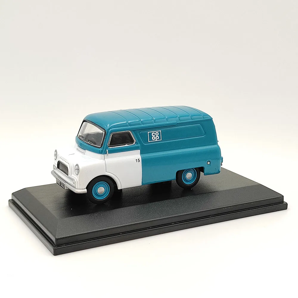 

Diecast 1:43 Scale OXFORD Robert Irwin Co-op Momofuku Commercial Van Alloy Car Model Collectible Toy Gift Souvenir Display