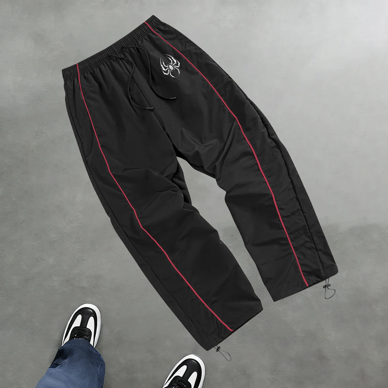 Herren Spinnenmuster Sporthose Sommer Atmungsaktive Kordelzughose Lässige und Stilvolle Pendlerkleidung 2026 Neuer Stil