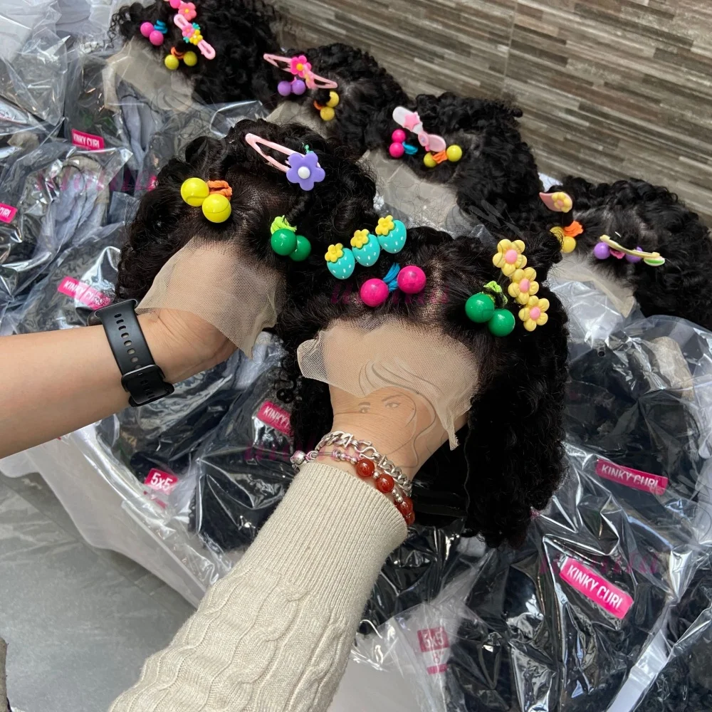 Premium 100% Echthaar Kinderperücken 8 Zoll 200% Dichte Niedliches Remy-Haar Krauses Lockiges 4x4 Lace Closure Perücken Naturfarbe 15A – Detail 1