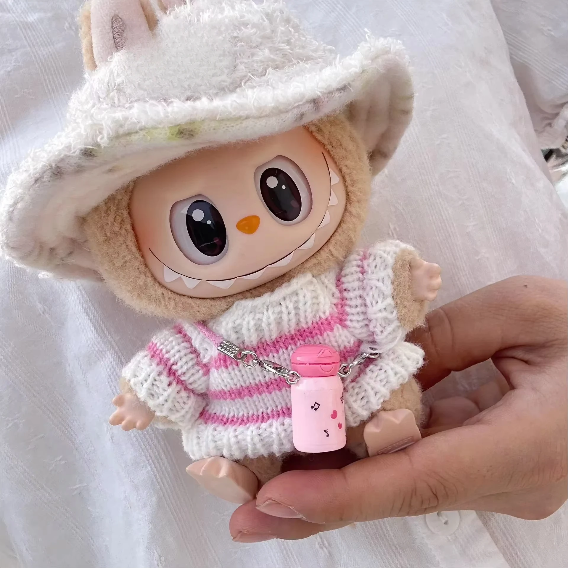 Mini ropa para muñecas, accesorios para Corea, Labubu V1 V2, ídolo, fiesta sentada, suéter a rayas rosas y blancas, ropa de copa