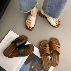 Slippers New Summer Korean Brown Toe retraction Flat Shoes Vintage Simple Leather Ladies Women Walking Outdoor Beach Sandals