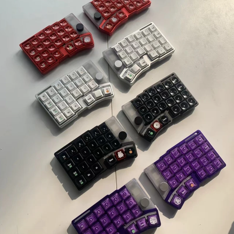 （Silver/in Stock）Cornix Wireless Split Mechanical Keyboard Aluminium Case Hot Swape Choc V2 Low Profile Split Keyboard