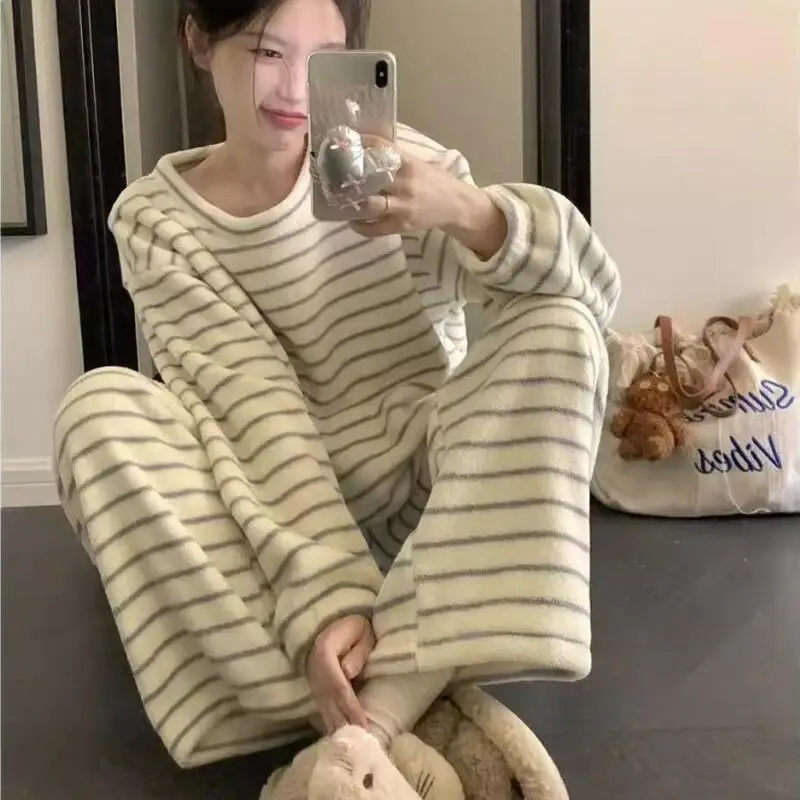 

Girl Coral Fleece Pajamas Student Long Sleeve Striped Leisure Wear Autumn Winter Keep Warm Home Clothes Minimalist Outerwear
