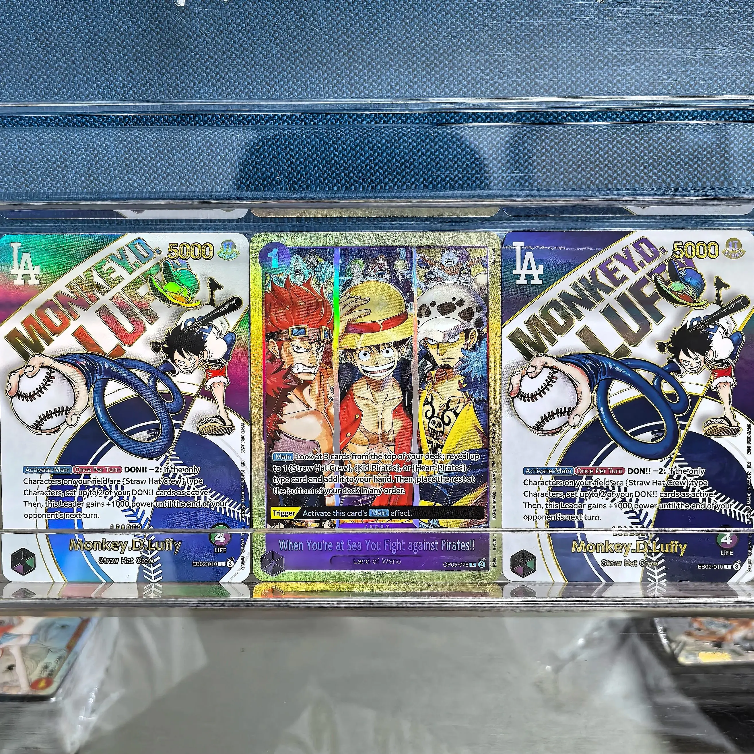 2025 Tarjeta de colección de anime en inglés de One Piece Monkey D. Luffy cuando estás al mar lucha contra los piratas! Juguetes de cartas de juego