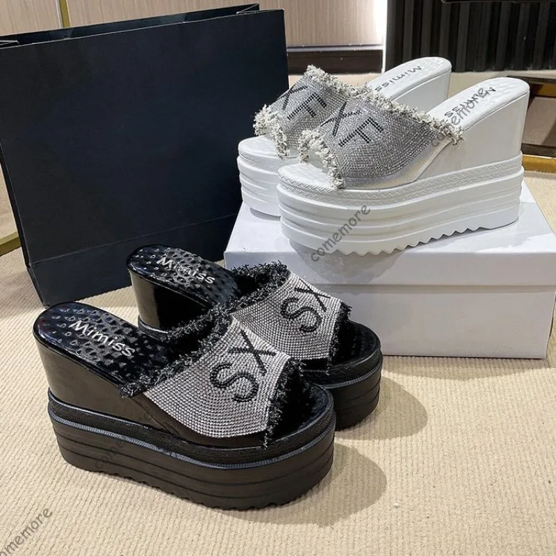 Comemore 2025, neue Strass-Temperament-Keilsandalen für Damen, Sommer, höhenvergrößernde Damen-High-Heels-Sandalen
