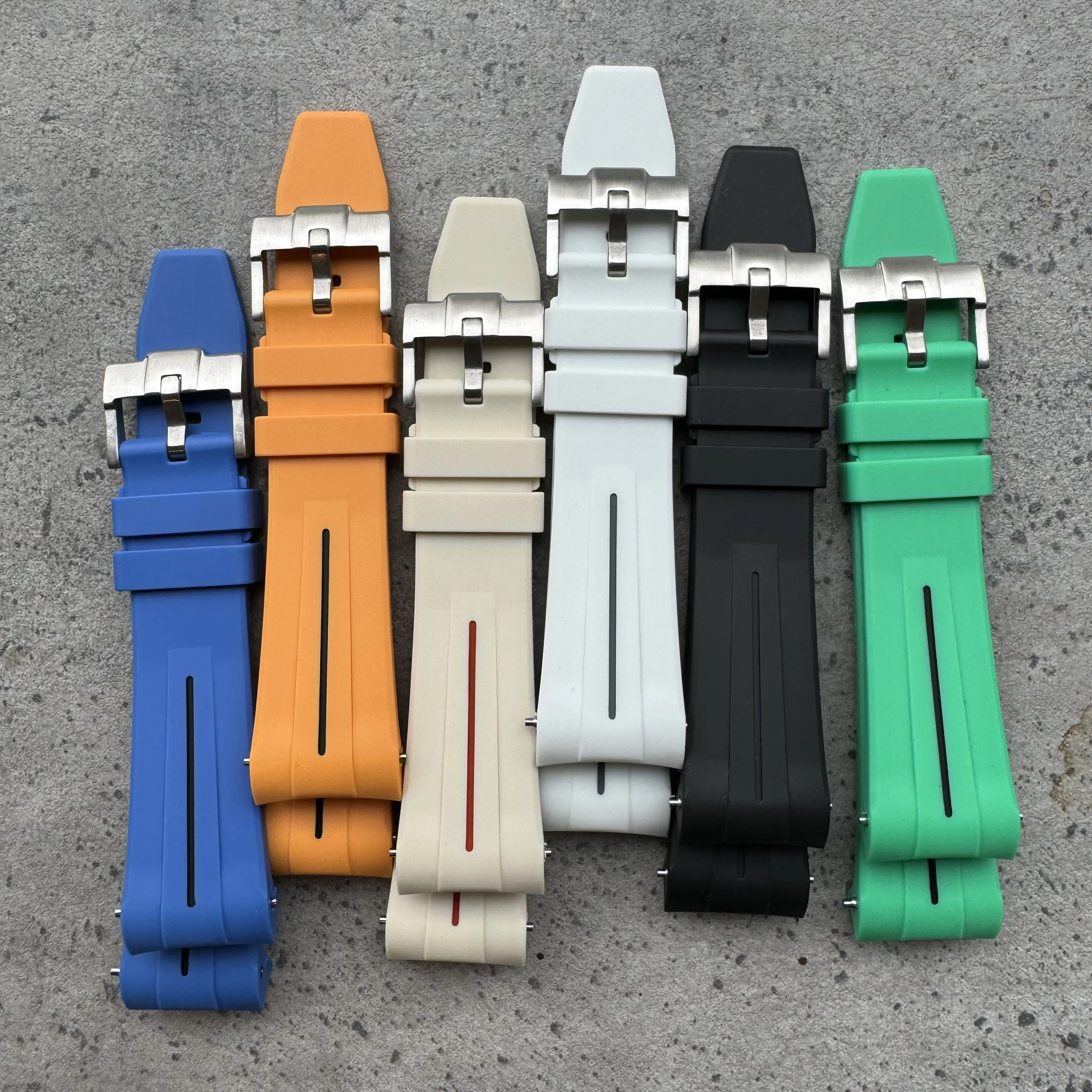 

Hot Sale Luxury Rubber Watch Strap Black Blue Watch Bands 5015 22MM Men Women for Blancpain Swatch Wristband