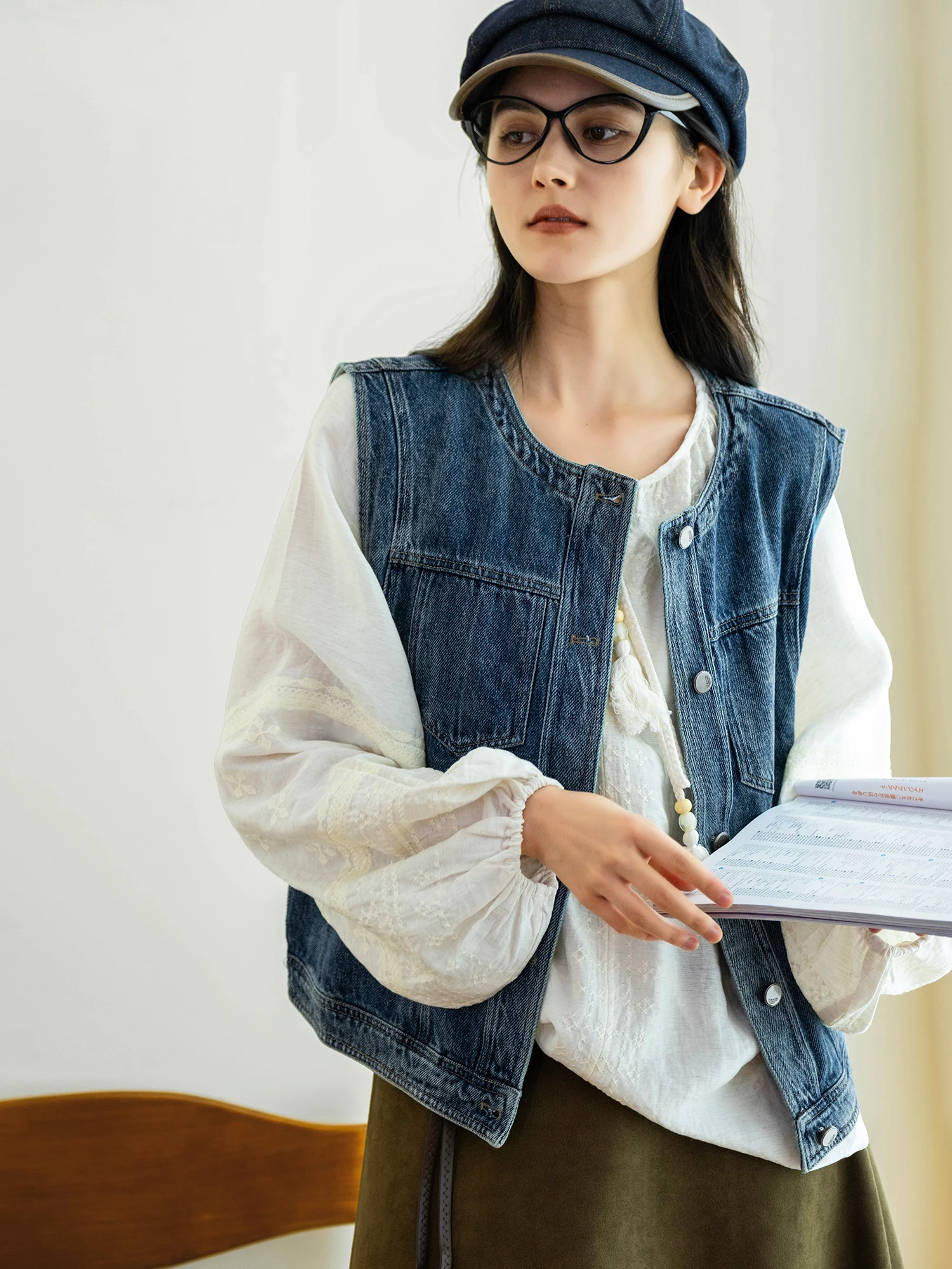 

Женский джинсовый жилет Heavy Du Denim: модный ретро-стиль, утепленный, с круглым вырезом, на одной пуговице, из смесового хлопка