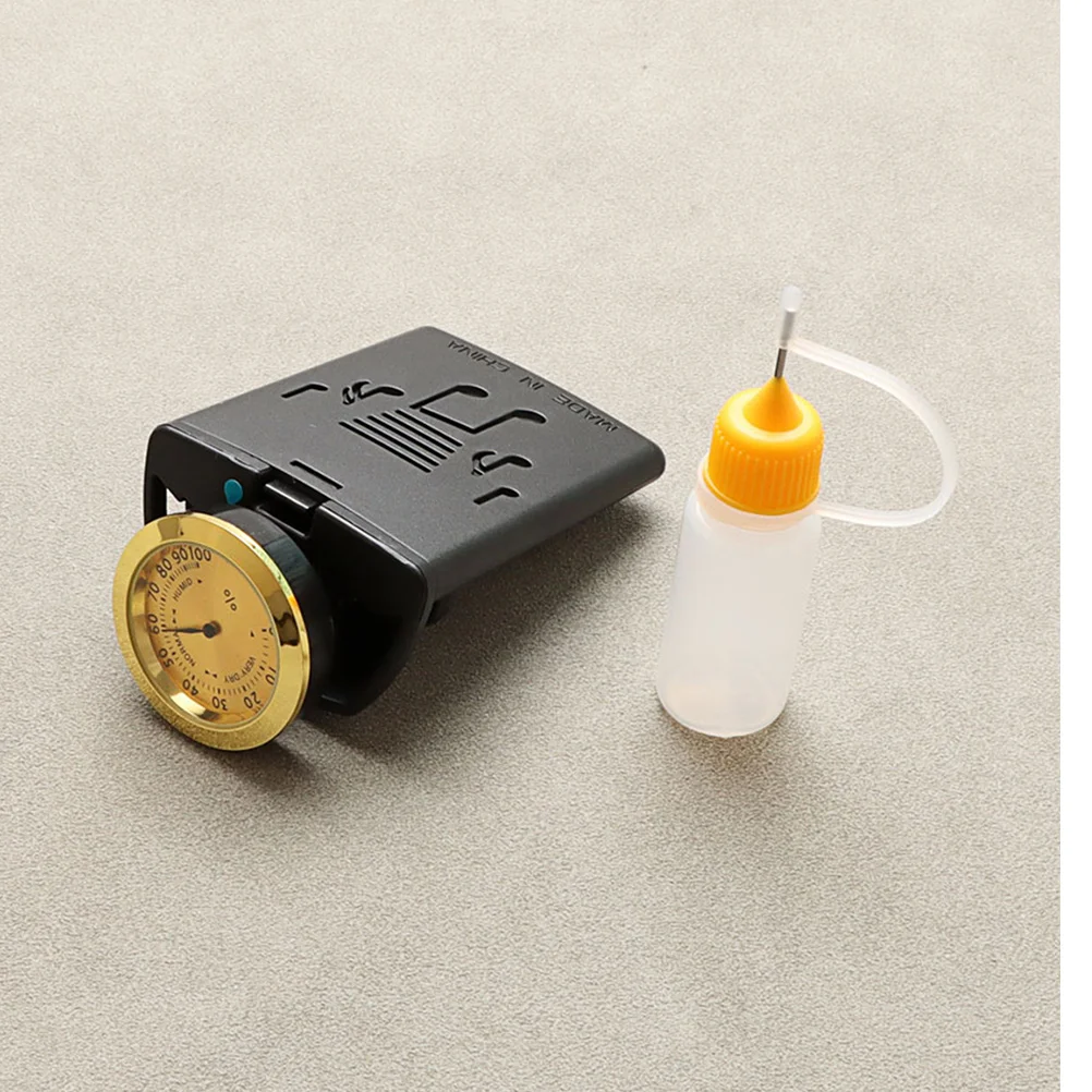 

Guitar Humidifier Acoustic Portable Travel Black Universal Diffuser for Instrument Sound Hole Moisturizer VZ10