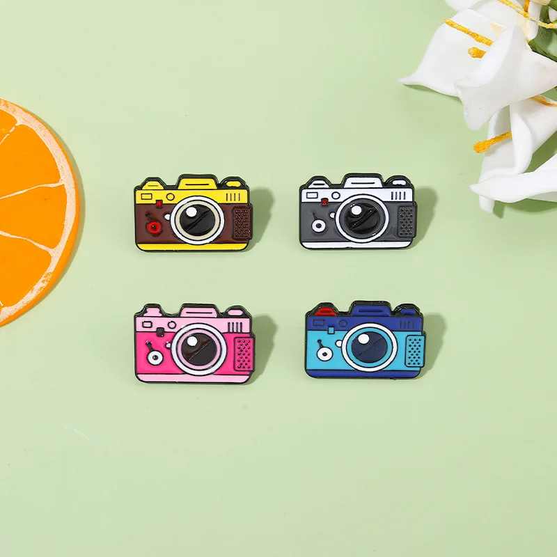 Cute Camera Enamel Pin Pink Yellow Gray Blue 4 Colors Pins Badges On Clothes Package Lapel Women Brooch Jewelry Gifts Wholesale