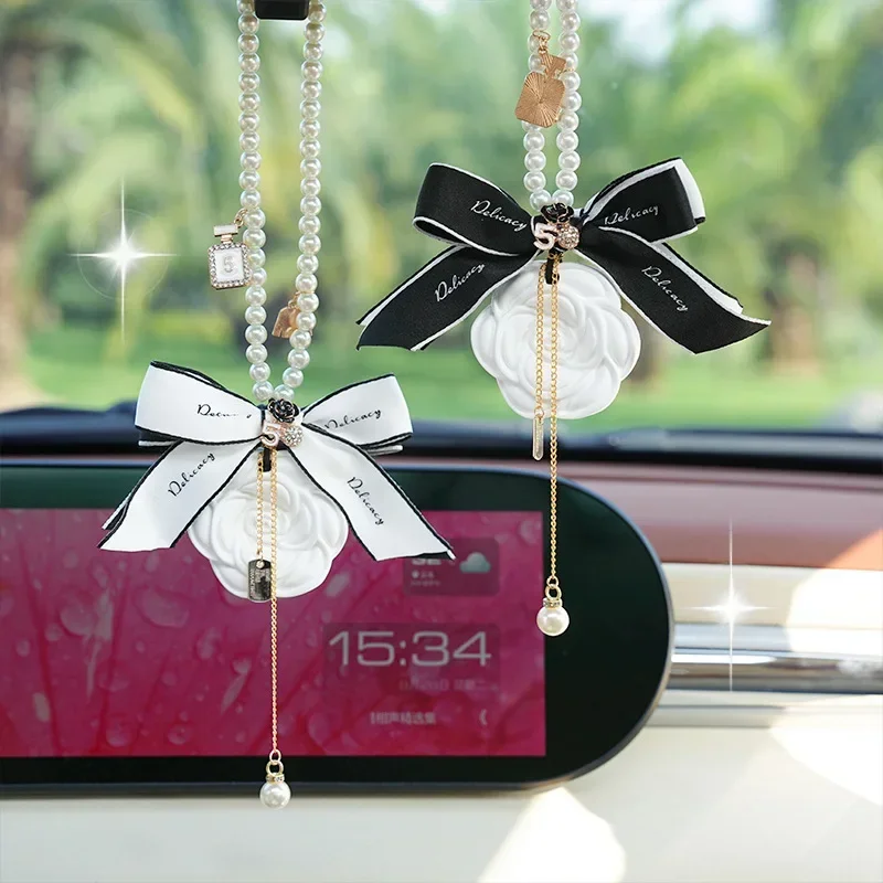 Car Perfume Pendant Camellia Blossom Plaster Aromatherapy Pendant Solid Air Purifying Balm Plaster Wax Car Interior Accessories