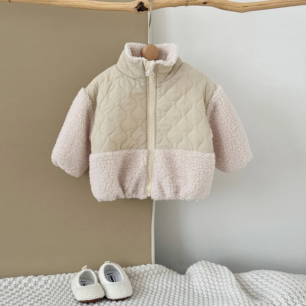 2026 Autumn and Winter New Children's Lamb Wool Splicing Cotton Clothes Thickened Thermal Stand-up Collar Zipper Jacket