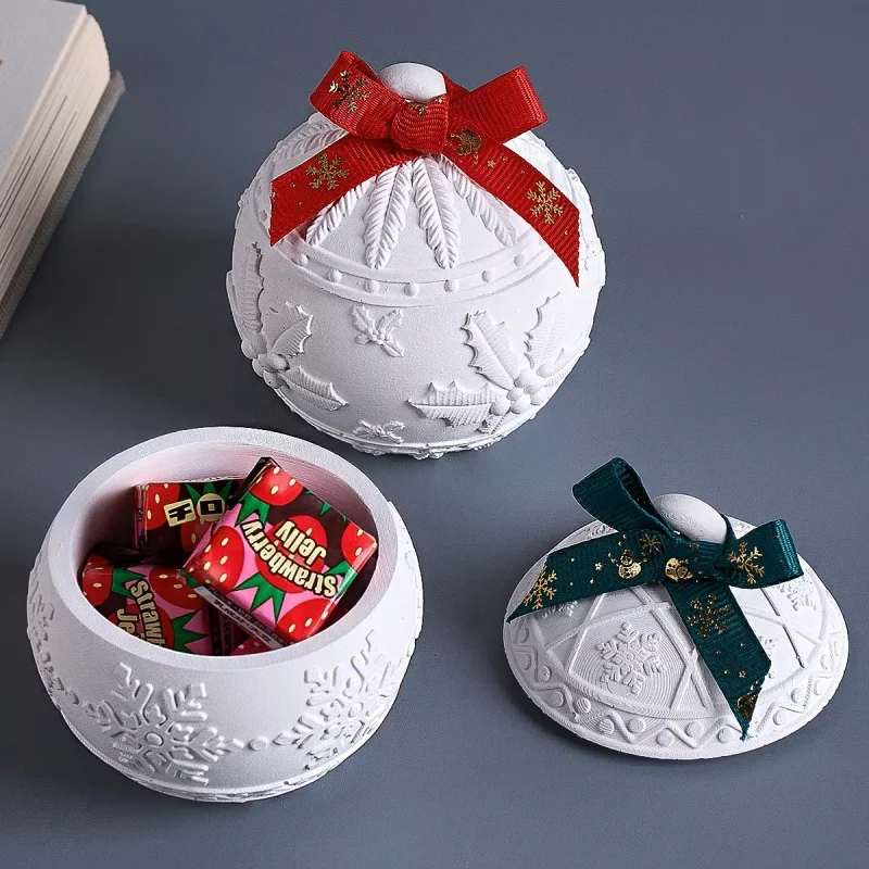 

Christmas Round Ball Candle Jar Silicone Mold DIY Relief Snows Berry Storage Box Kit Molds Plaster Resin Craft Making Xmas Decor
