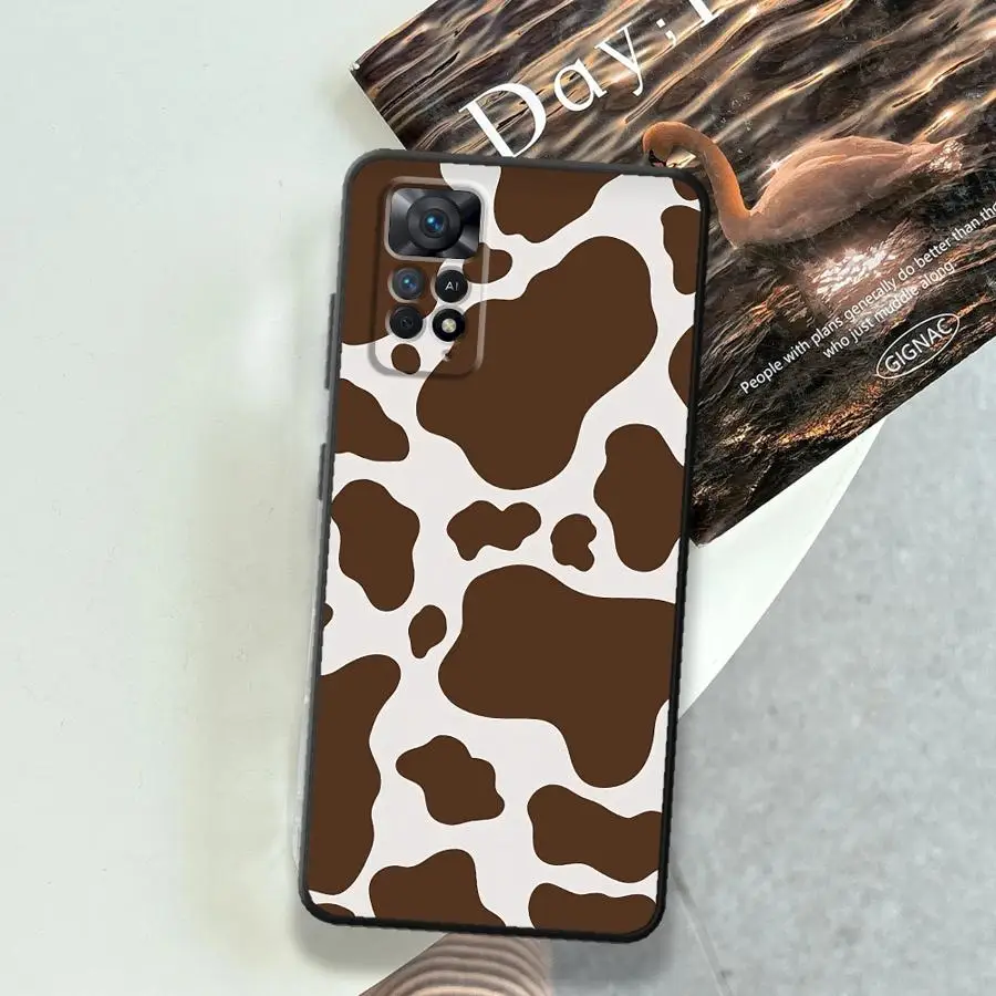 Cow Pattern Case for Xiaomi Redmi Note 15 A4 12C 13C K80 9 8 A5 13 14 Pro Plus 14C A7 Pro 10 12 11 Phone Cover A1 K40 A2 view 5