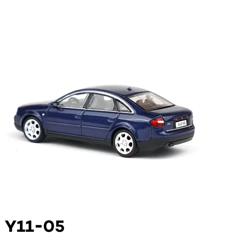 Xcartoys 1:64 Ao-di A6 C5 Blue Y11-05 Alloy Simulation Model Car