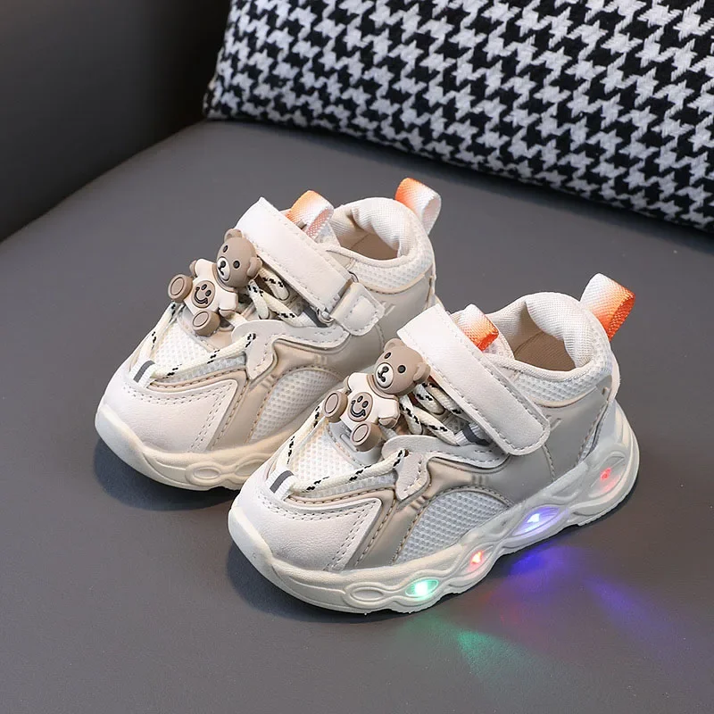 Zapatos luminosos informales para niños y niñas, zapatillas con luz LED brillante, parte superior de malla transpirable, deportivas