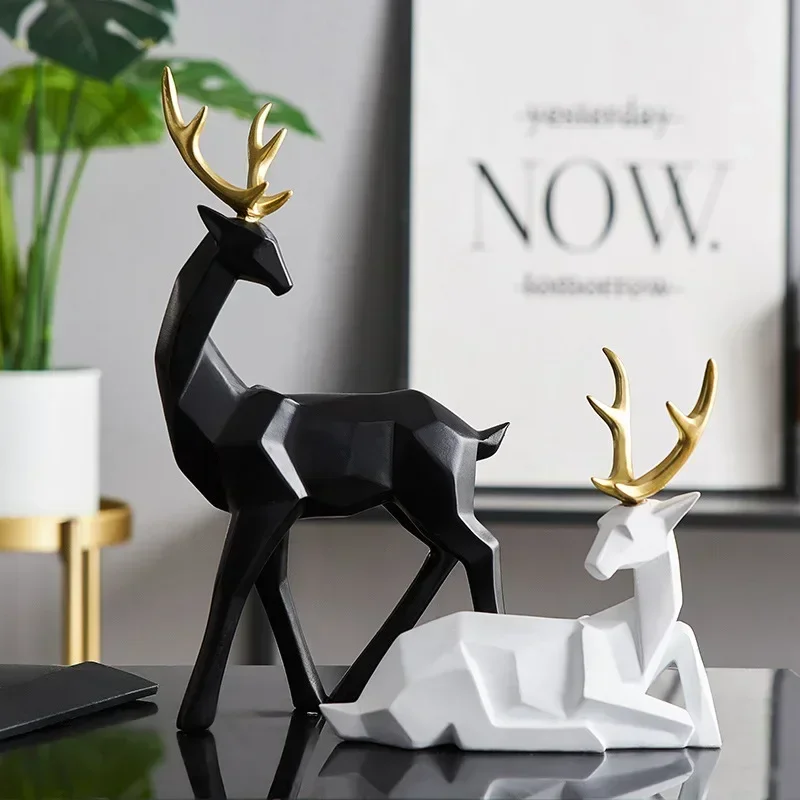 Deer Statue Resin Sculpture Animal Figurines Home Decoration Accessories for Living Room Modern Deer Statues Office Desktop