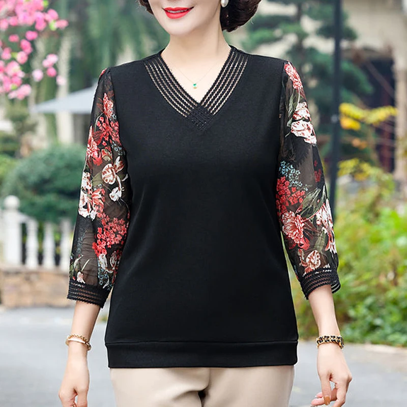 Summer Middle Aged Women Fashion Floral Print Thin Chiffon Blouse Casual 3/4 Sleeve V Neck Tops Elegant Loose Blusas Para Mujer