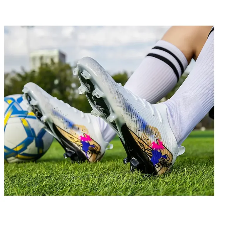 Mid Height Soccer Training Boots for Men Soft Cushioned Sole Breathable Wear Resistant Lawn Football Outdoor Daily Shoes