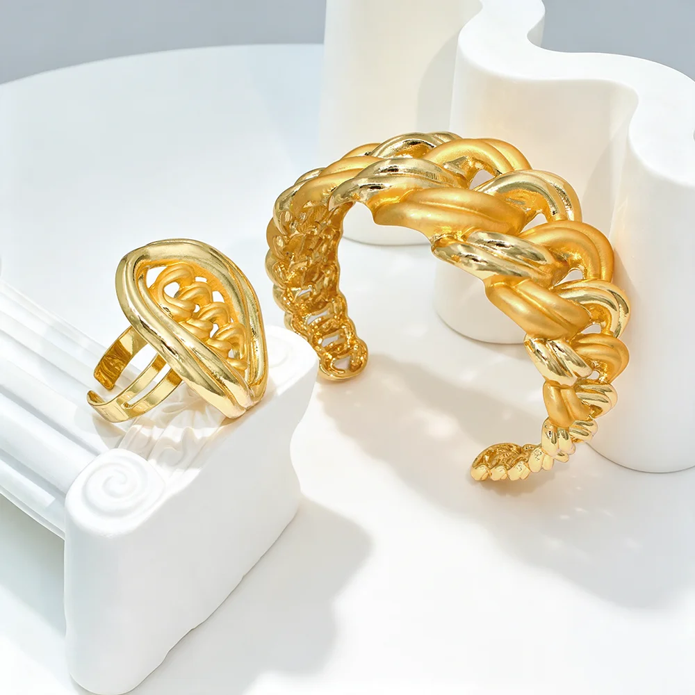 BESSYmei Dubai Big Chunky Twist Link Jewelry Set Two Tone Design African Women Bridal Wedding Statement Jewellery Set 2026 New view 6