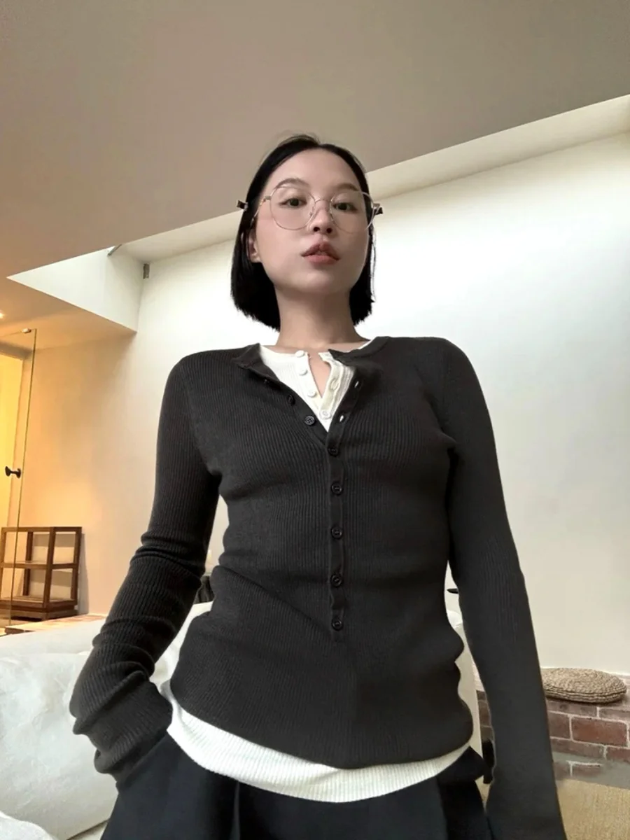 T-shirt femme en tricot coloré à la mode, coupe ajustée, décontracté, vêtement intérieur pour l'automne et l'hiver, élégant