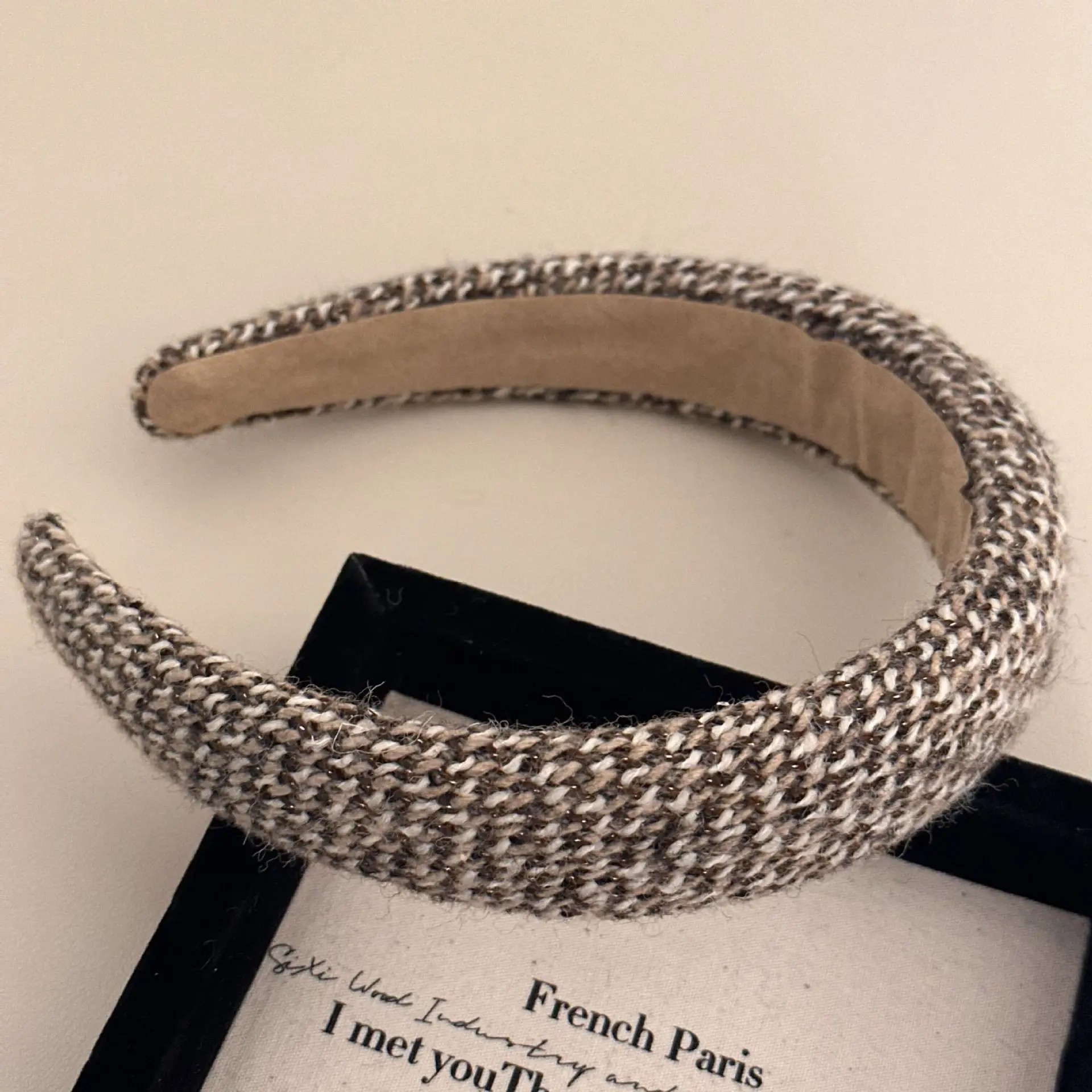 Vintage Leopard Print Haarband Samt Schwamm Gepolsterte Haar Hoop Für Frauen Einfache Stirnband Hochzeit Haar Schmuck Prinzessin Tiaras – Detail 7