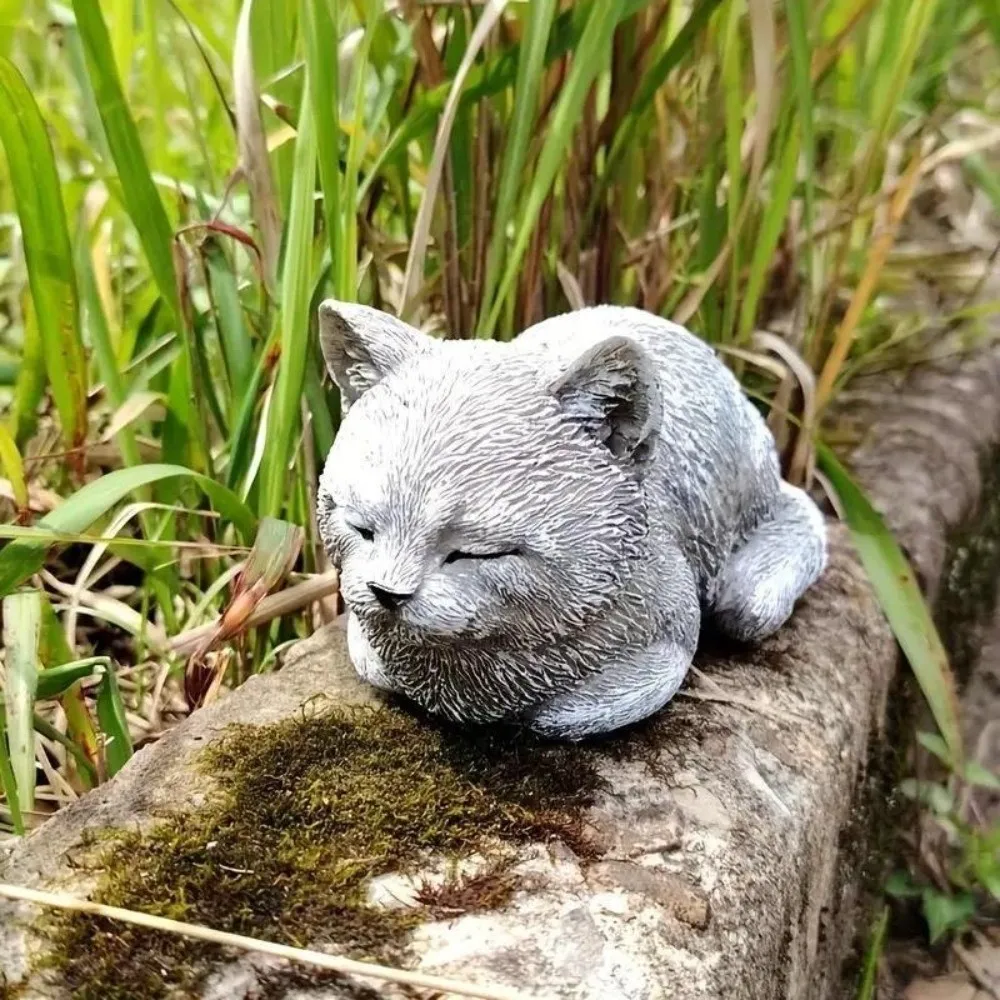 

Cat Ornament Resin Cat Statue Unique Cartoon Cat Sculpture Realistic Animal Figurines Courtyard