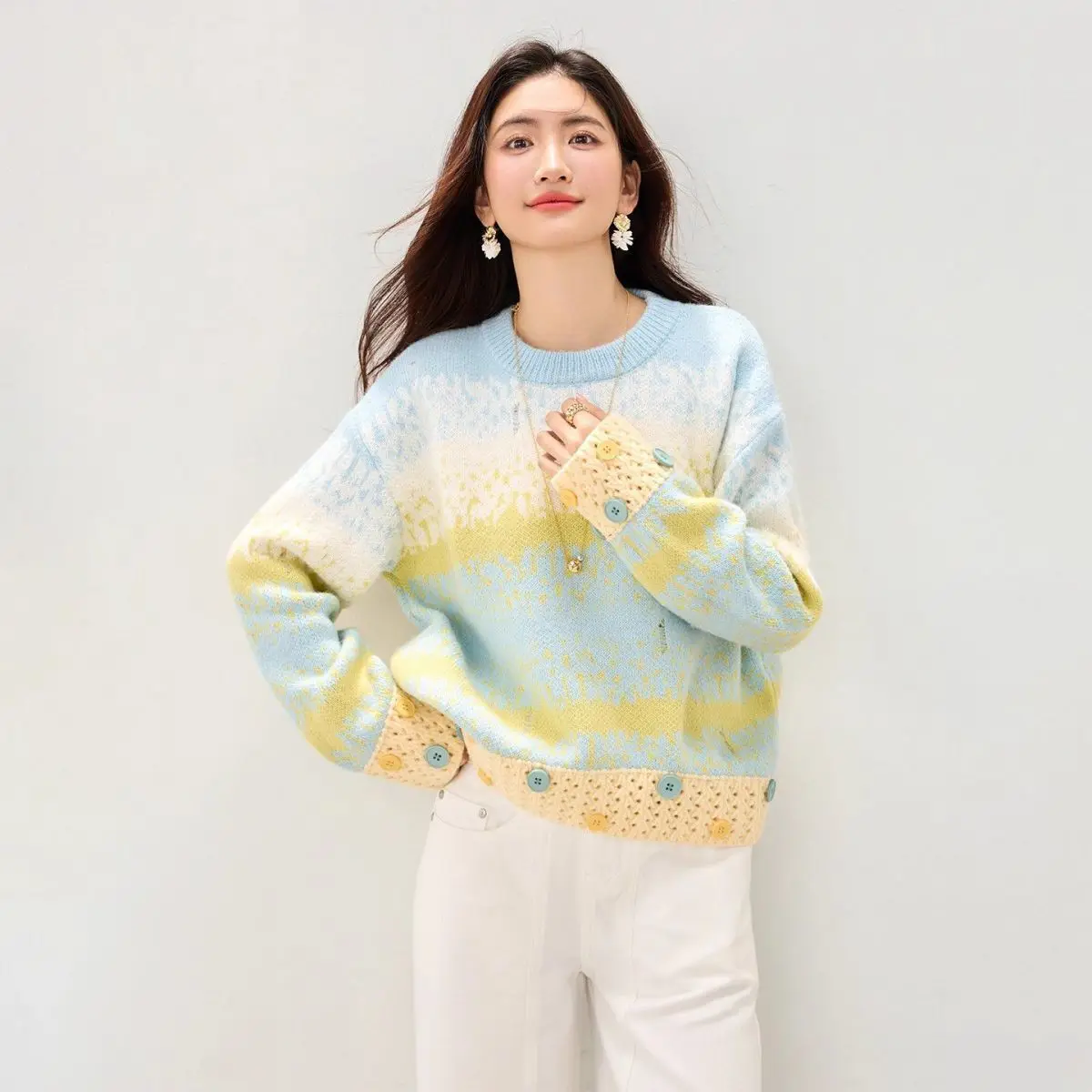 سترة متماسكة ملونة مع زر تفصيل للربيع والخريف للنساء نمط حلو غير رسمي فضفاض مناسب قصير الطول رقبة دائرية #4