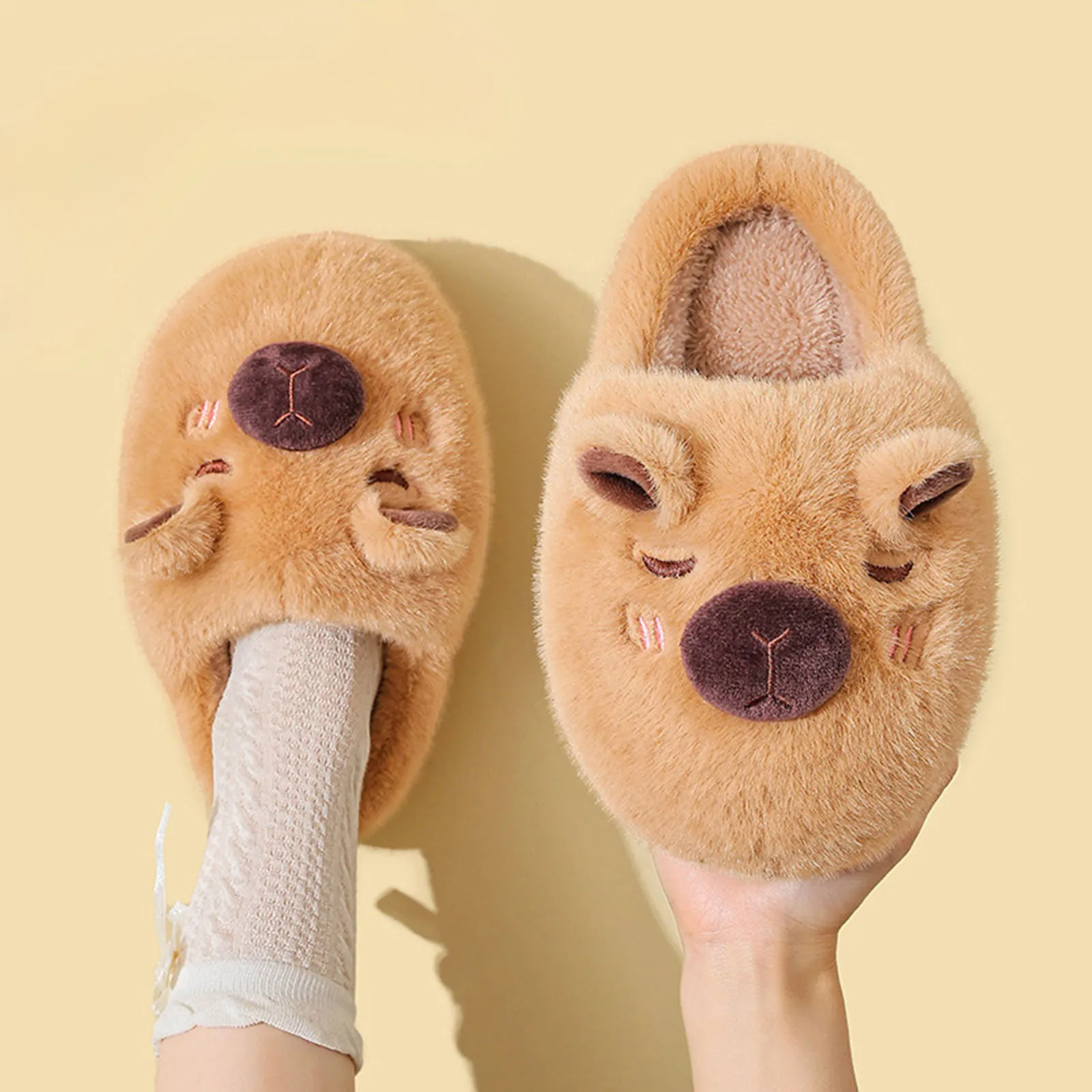 

Тапочки с капибарой, одинаковые семейные теплые плюшевые домашние туфли, домашняя обувь с милыми животными, хлопковая обувь для родителей и детей, тапочки для мальчиков